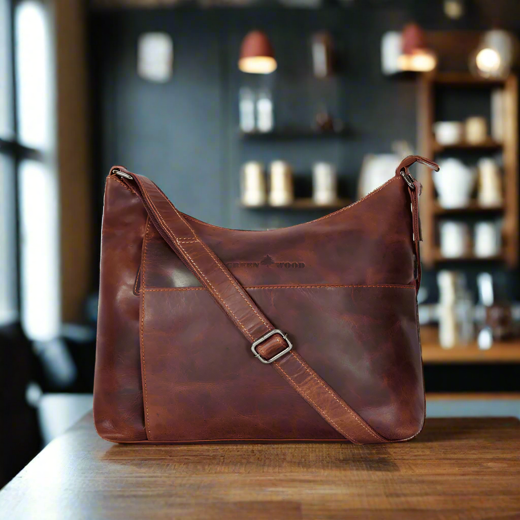 Leather Shoulder Bag Leena - Sandal