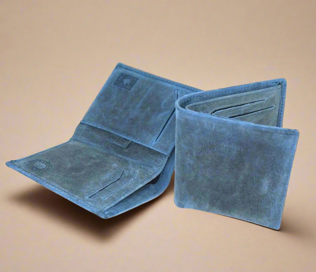 Personalised Minimalist Leather Wallet- BLUE WALLET Hyde Mebourne   